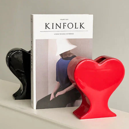 Handmade Ceramic Retro Heart-Shaped Flower Vase | Gift Idea for Valentine's Day and House Warming